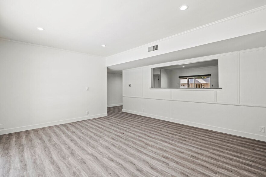 Building Photo - 3454 Green Vista Dr
