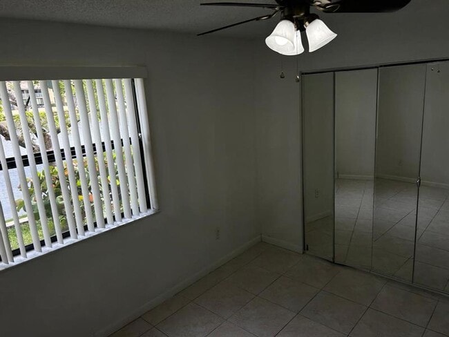 Building Photo - 485 NW 210th St