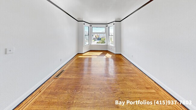 Building Photo - 1239 Haskell St