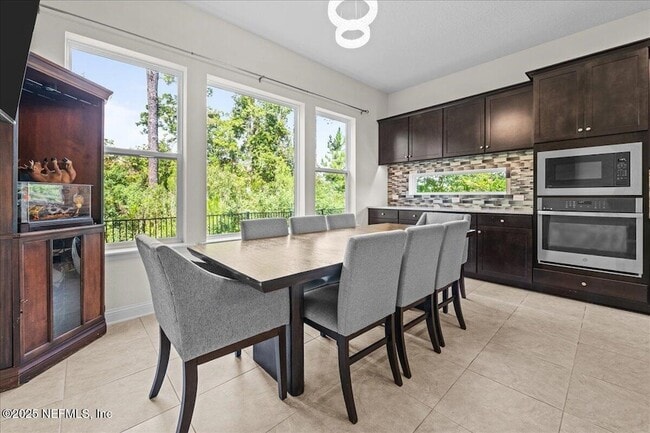 Building Photo - 2904 Marmaris Dr