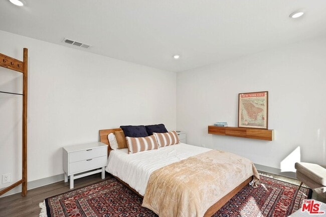 Building Photo - 3878 S Harvard Blvd