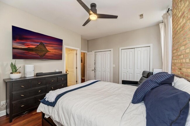 Building Photo - 6501 S Kimbark Ave