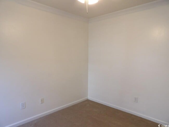Building Photo - 121 Barnacle Ln