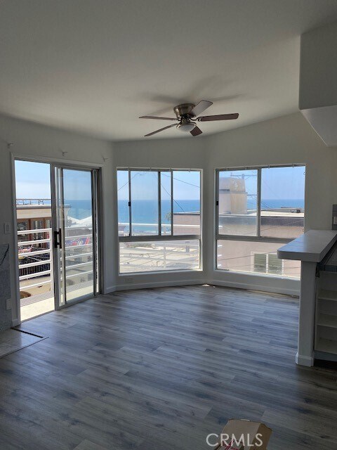 Building Photo - 205 Shell St