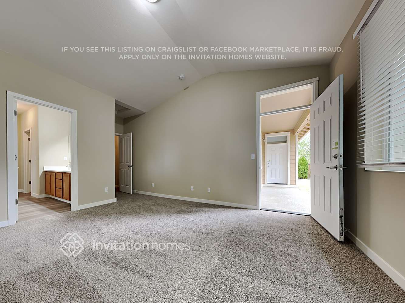 Building Photo - 9208 Periwinkle Loop NE