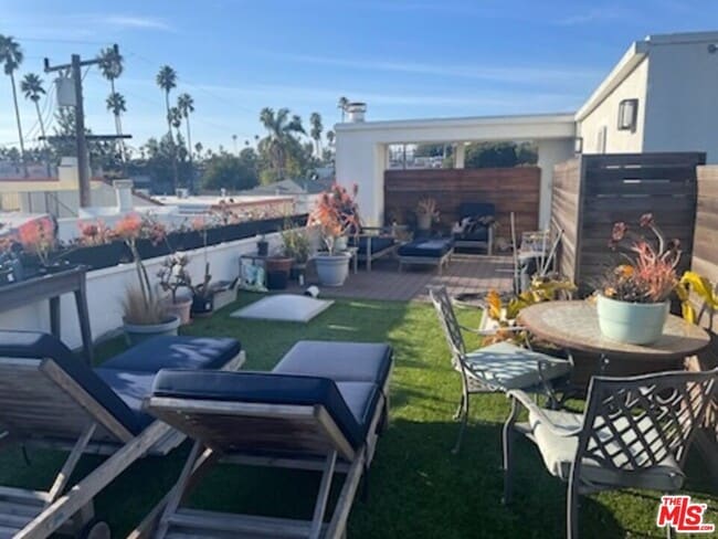 Building Photo - 1128 22nd St