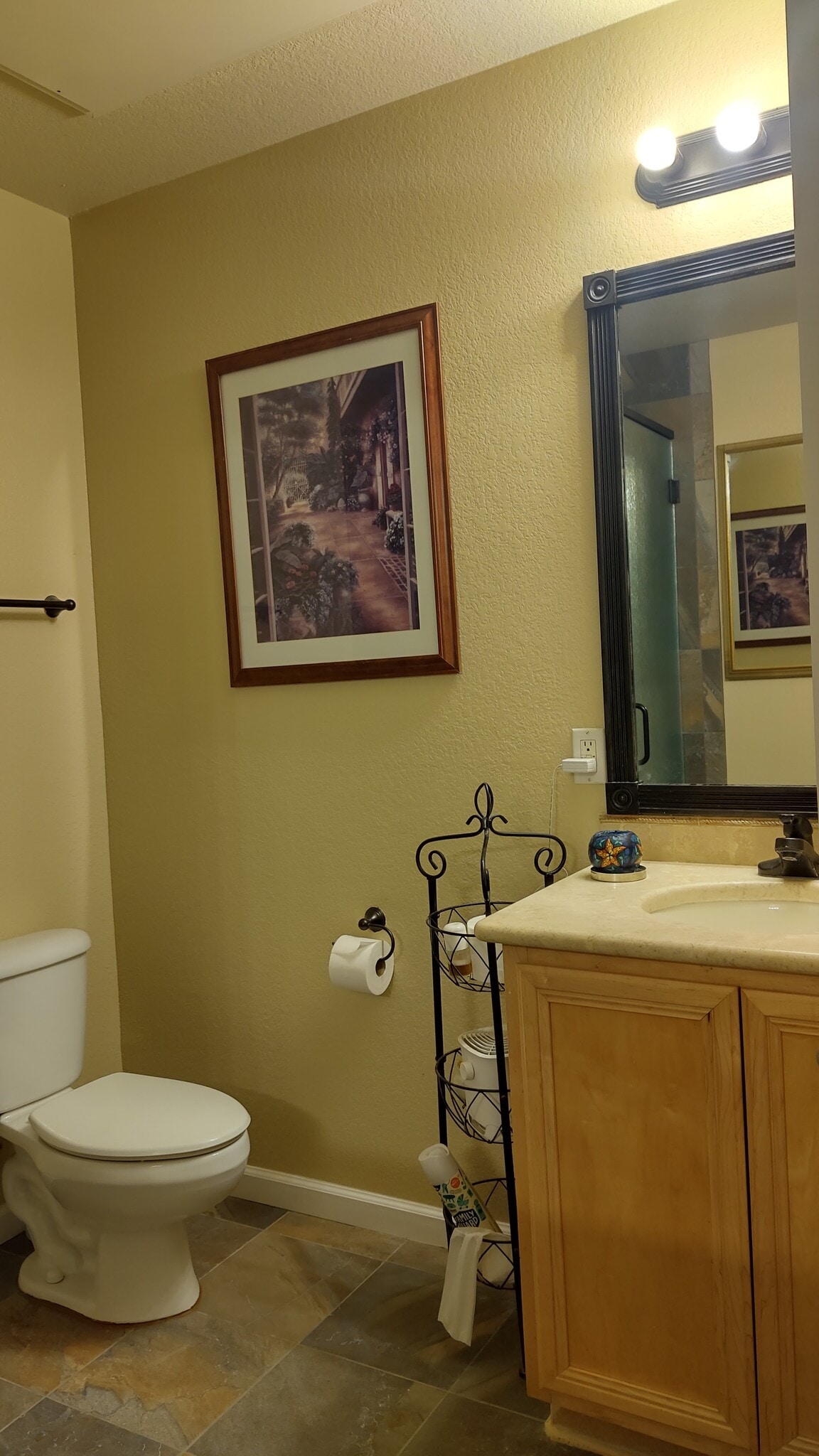 2nd bath - 15475 Andrews Dr