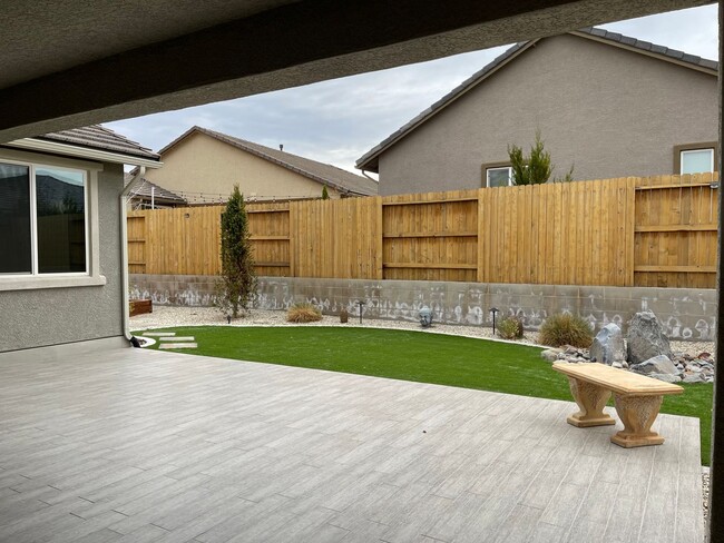 Building Photo - Beautiful Home in 55+ Community