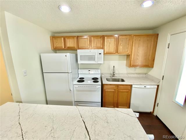 Building Photo - 12267 Forest Way