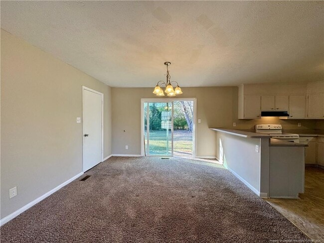 Building Photo - 622 Glensford Dr