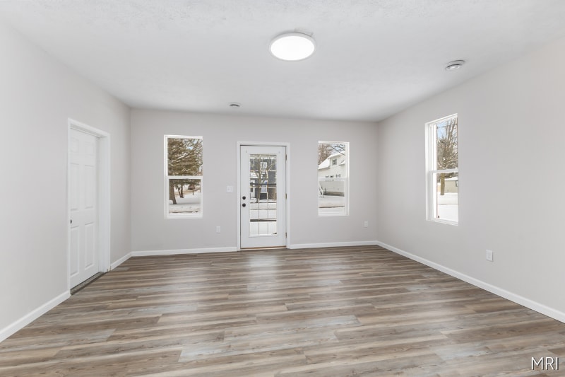 Building Photo - 614 S Webster St