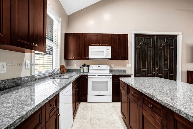 Building Photo - 13161 179th Ct N