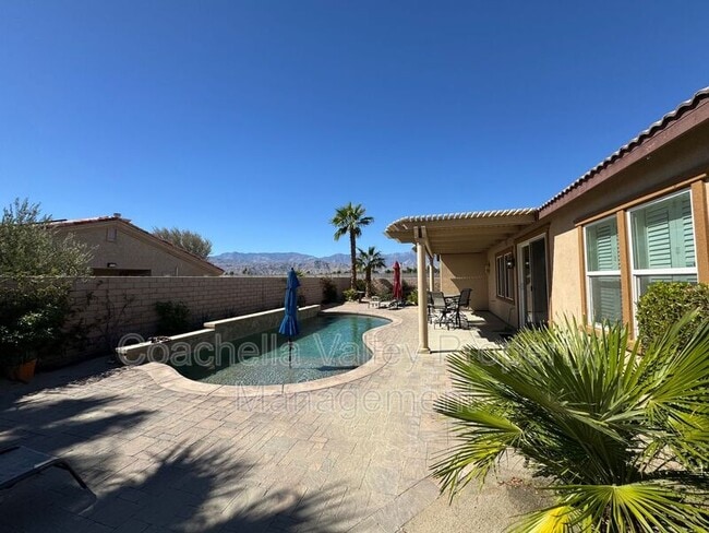 Building Photo - 74049 Kingston Ct W