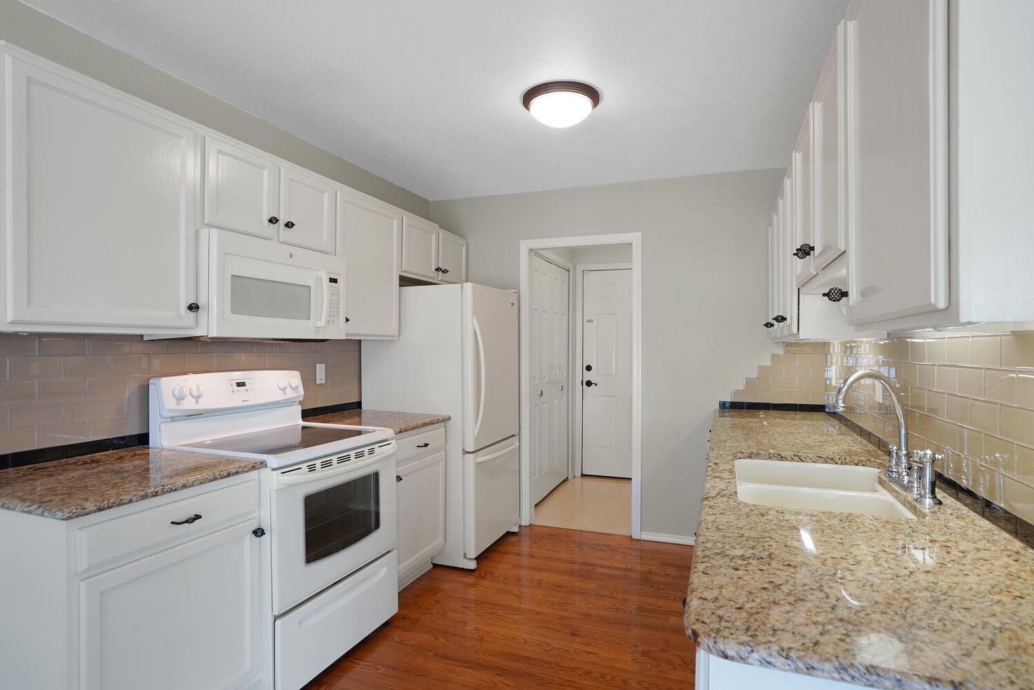 Building Photo - 2310 Elite Terrace