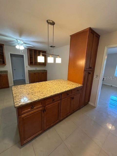 Building Photo - 612 Martin Ave