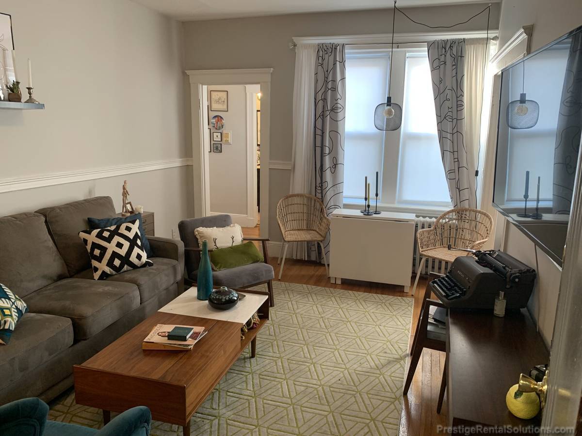 Building Photo - 60 Woodstock Ave