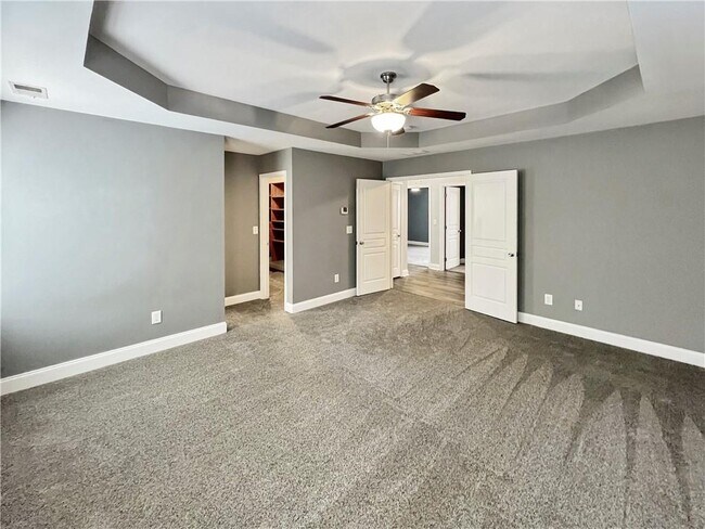 Building Photo - 225 Stone Park Dr