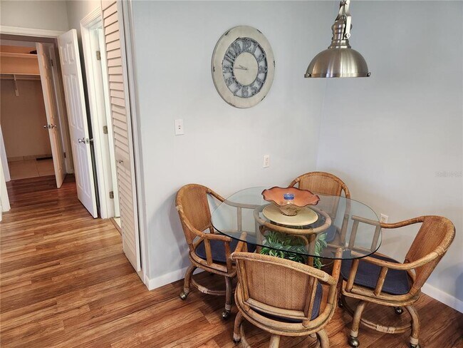 Building Photo - 4347 Tahitian Gardens Cir