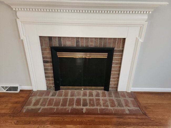 Building Photo - 4-Bedroom Home in Boonsboro Area - Lynchburg, VA