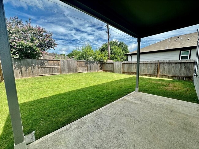 Building Photo - 19323 Tannach Dr