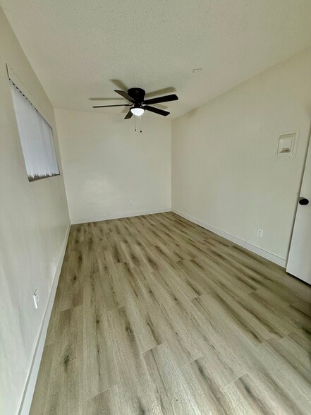 Building Photo - 5039 Alhambra Ave