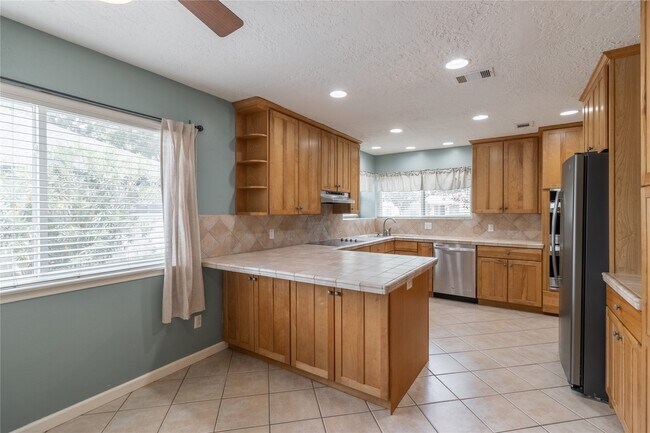 Building Photo - 2643 Hodges Bend Cir