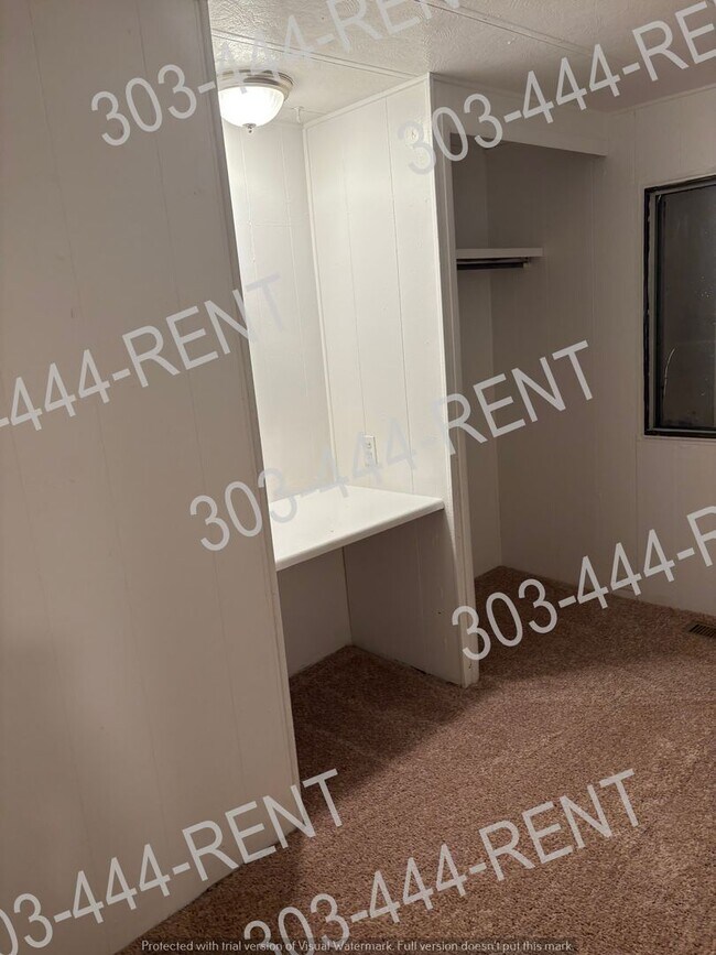 Building Photo - Move In Special $500.00 off next month rent  3 Bedroom Mobile Home in Thornton!