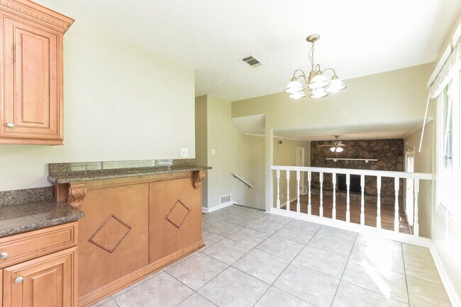 Building Photo - 1072 Martin Nash Rd SW