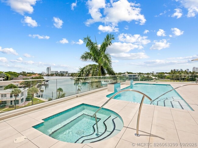 Building Photo - 3055 Harbor Dr