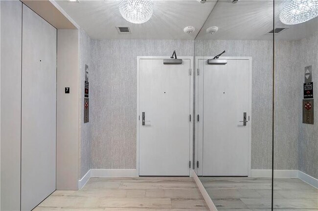 Building Photo - 2200 N Ocean Blvd