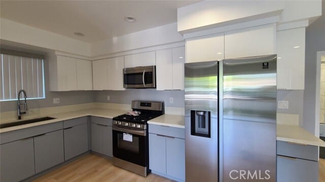 Building Photo - 142 W 84th Pl