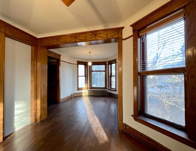 Building Photo - 2326 S Millard Ave