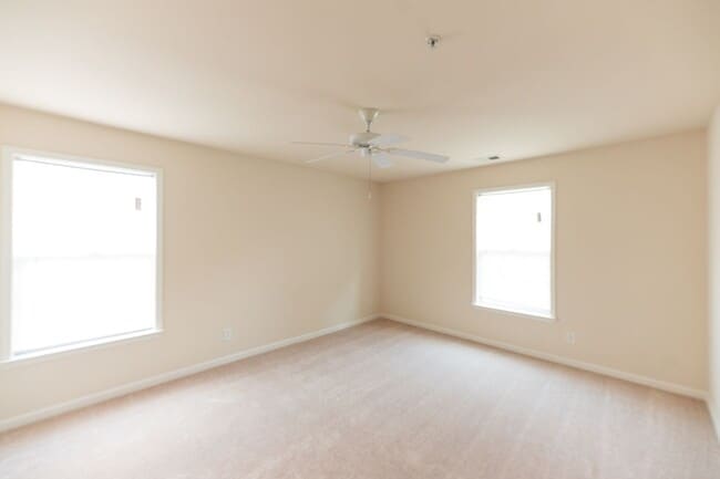 Building Photo - 4703 Pennoak Rd