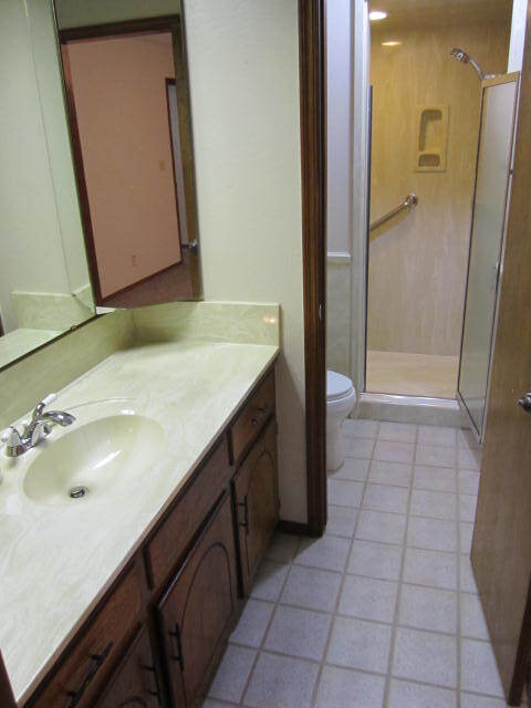 Building Photo - 2106 Bellaire Dr