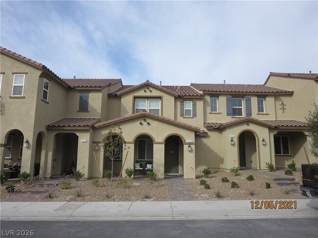 Building Photo - 3528 Punta Tersiva Ln