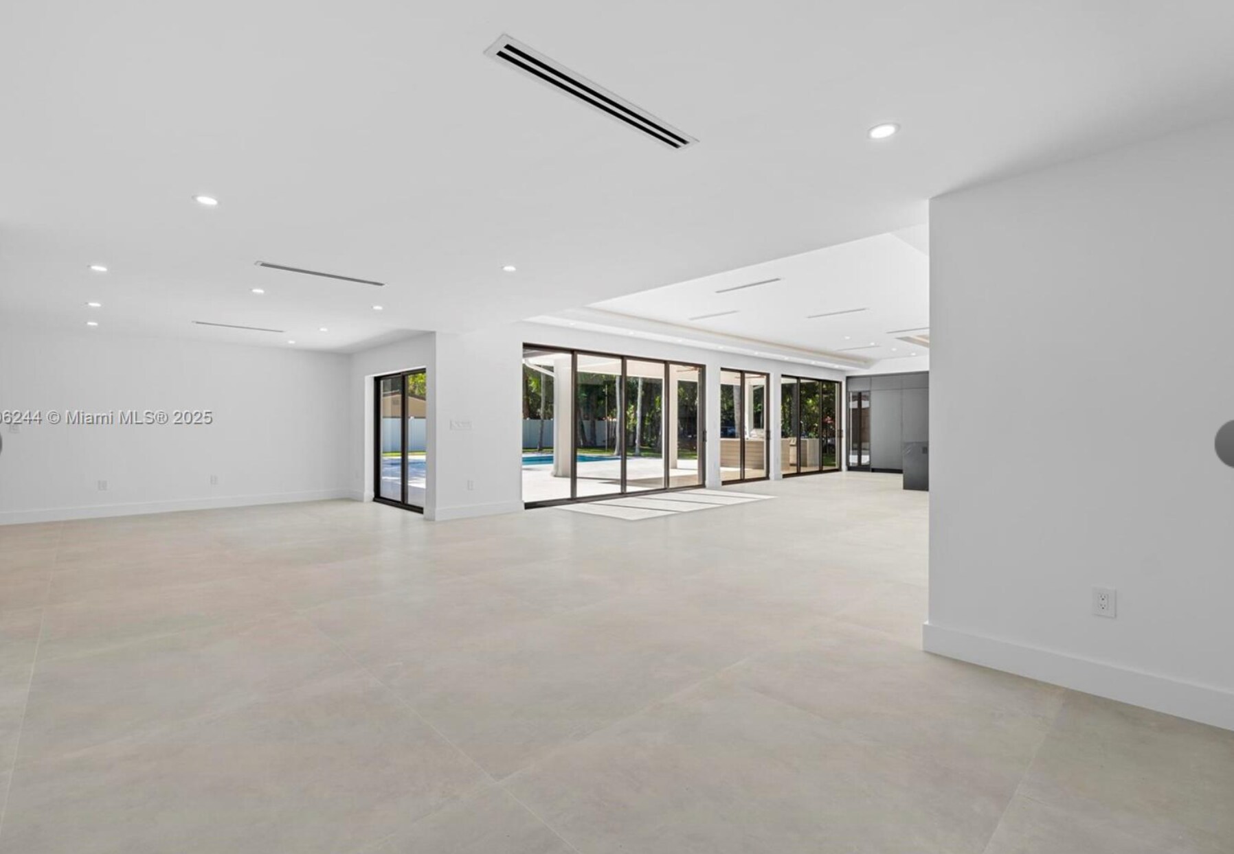 Building Photo - 7530 SW 134th St