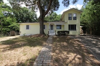 Building Photo - Cozy 1BR/1BA Apartment in Southwest Pensac...