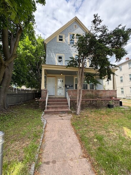 Building Photo - 63 Lombard St