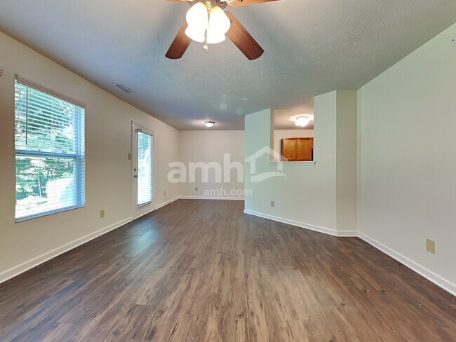 Building Photo - 7601 Eben Dr