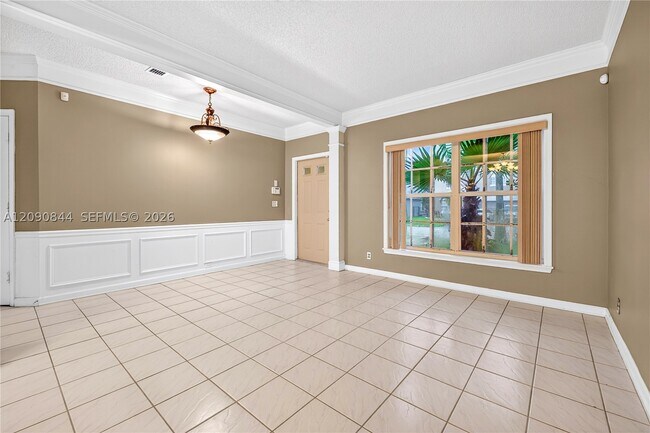 Building Photo - 5868 N Plum Bay Pkwy