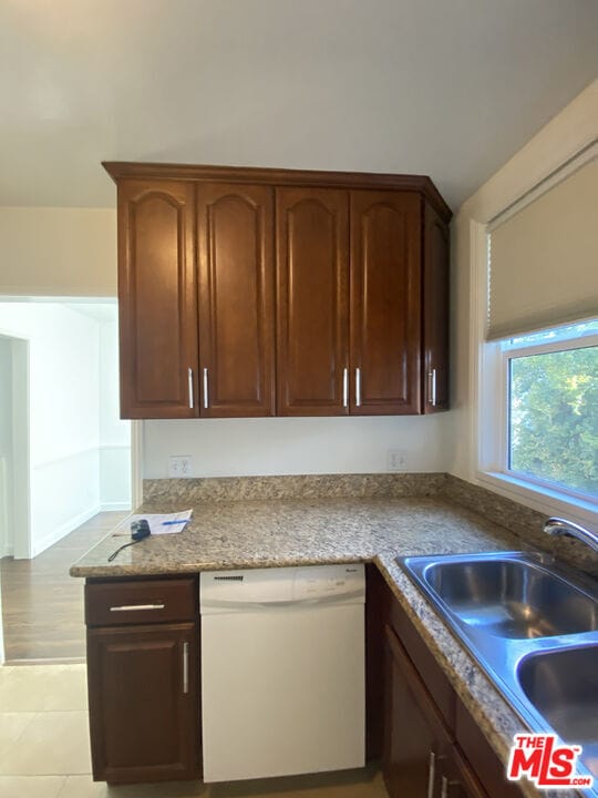 Building Photo - 1440 S Sherbourne Dr