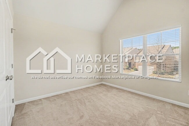 Building Photo - 5128 Rapahoe Trail