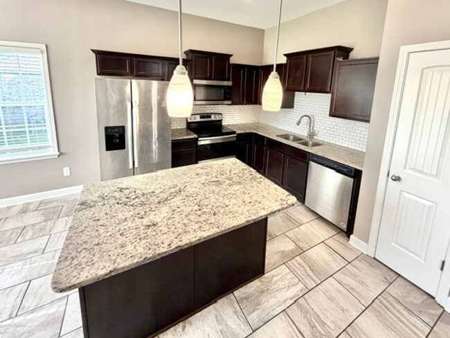 Building Photo - DarwoodDrive6283