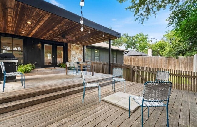 Building Photo - 3307 Sanderling Trail