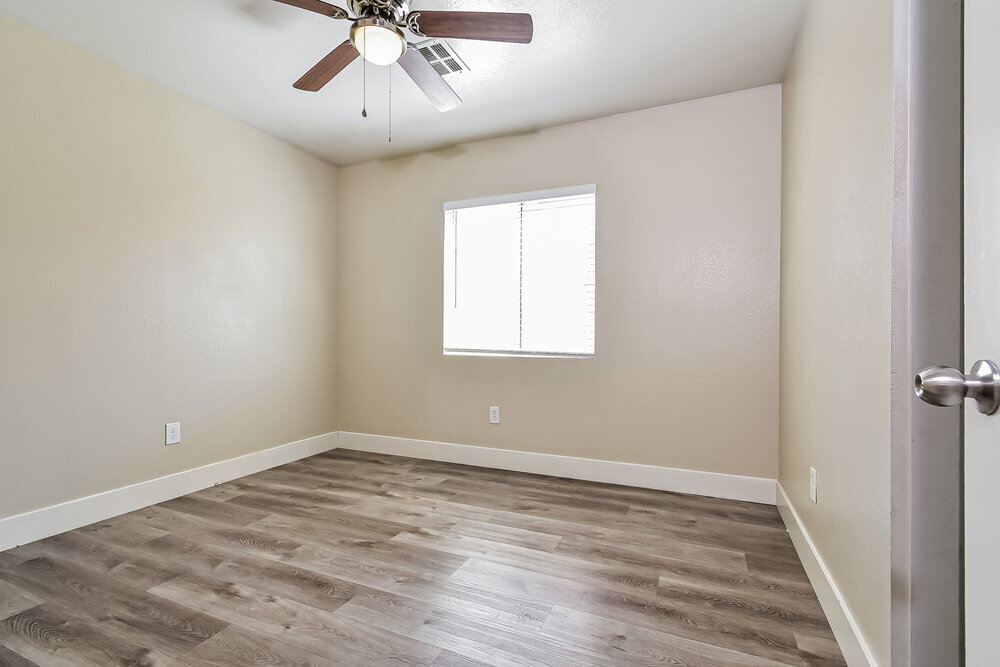 Building Photo - 1820 Loida Ct