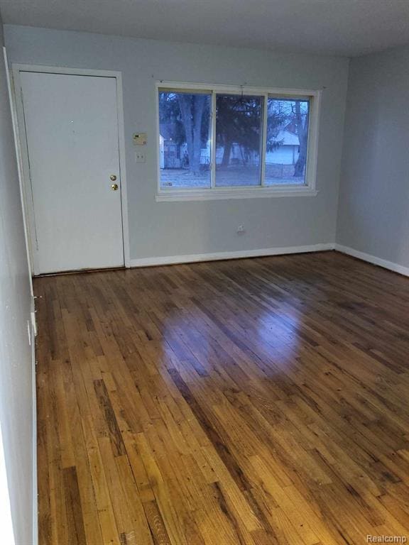 Building Photo - 1342 S Linville Ave