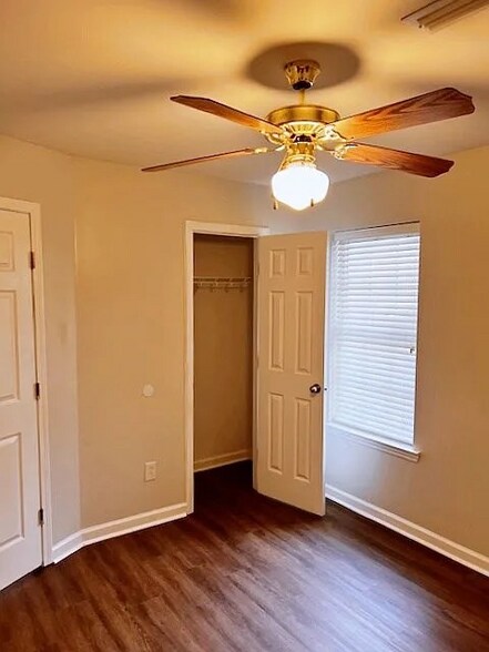 Building Photo - 311 Melrose Ln