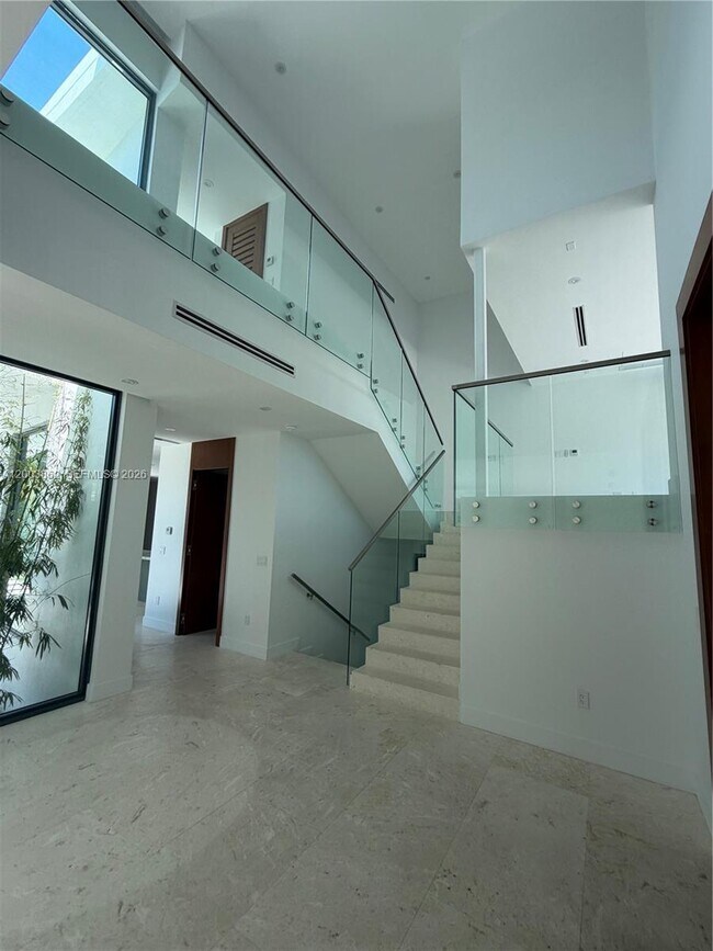 Building Photo - 253 W Enid Dr