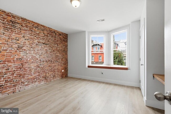 Building Photo - 651 N 33rd St