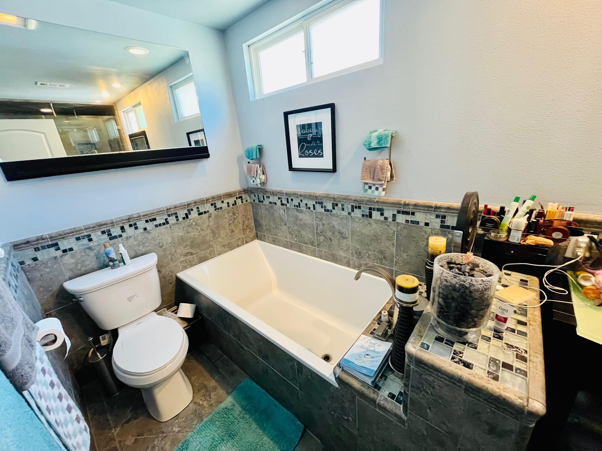 Building Photo - 21945 Centurion Way